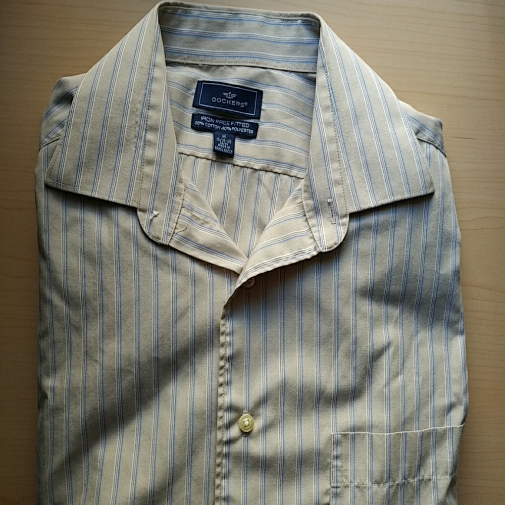 fitted button up | iron free | size medium